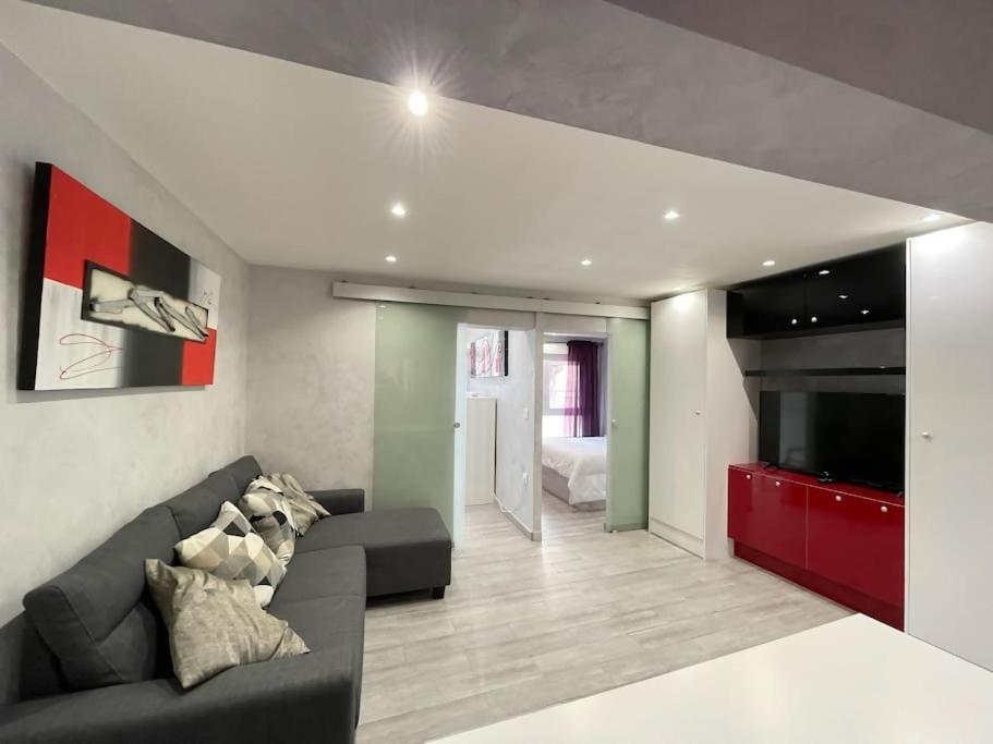 Apartment Arostegi Apto Renovado En Pleno Centro